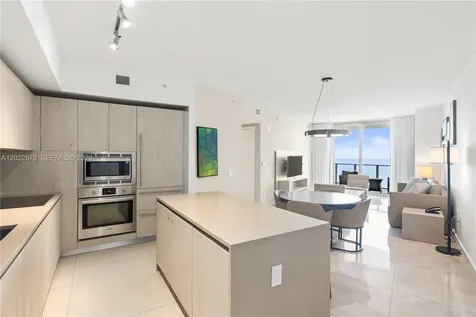 4111 S Ocean Drive Hollywood FL 33019