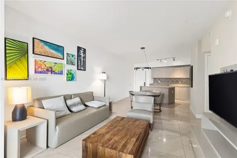 4111 S Ocean Drive Hollywood FL 33019