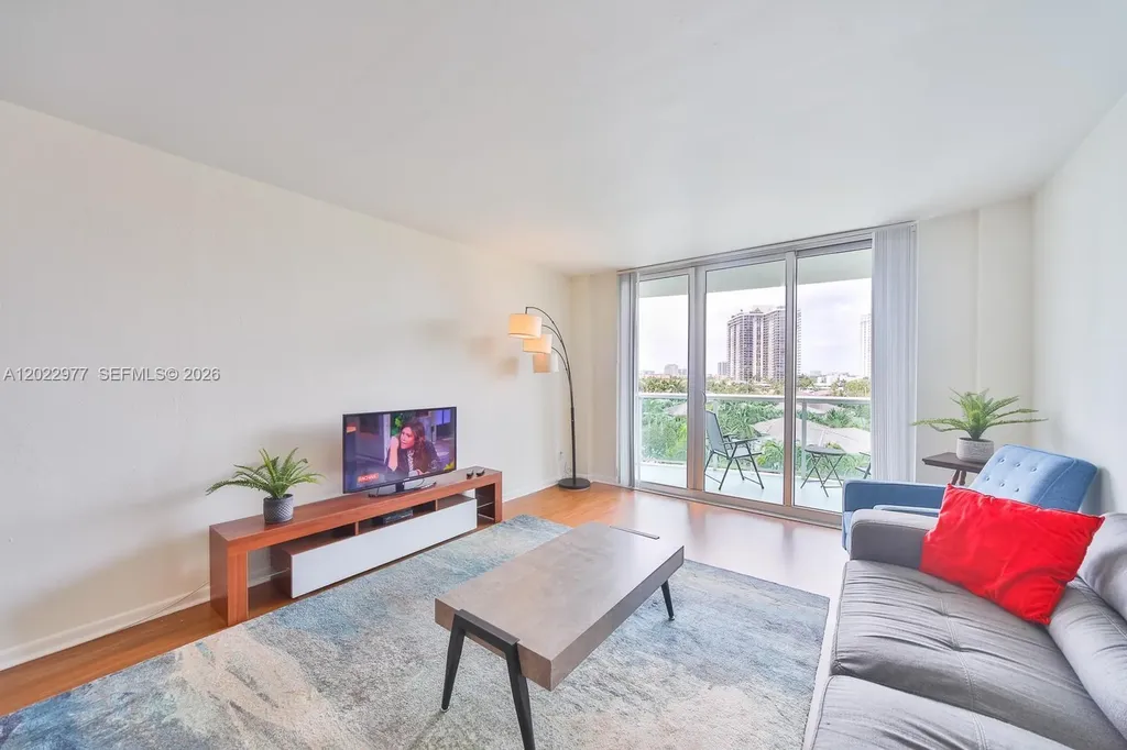 19370 Collins Avenue Sunny Isles Beach FL 33160