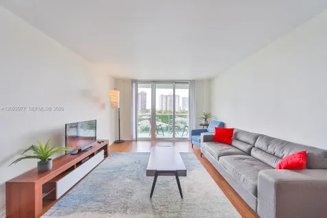 19370 Collins Avenue Sunny Isles Beach FL 33160