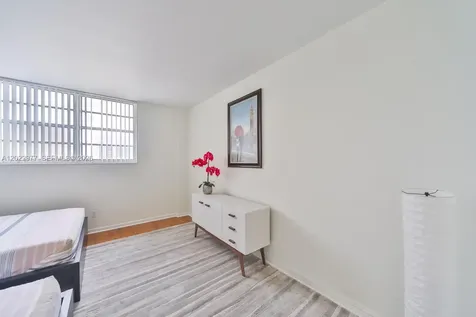 19370 Collins Avenue Sunny Isles Beach FL 33160