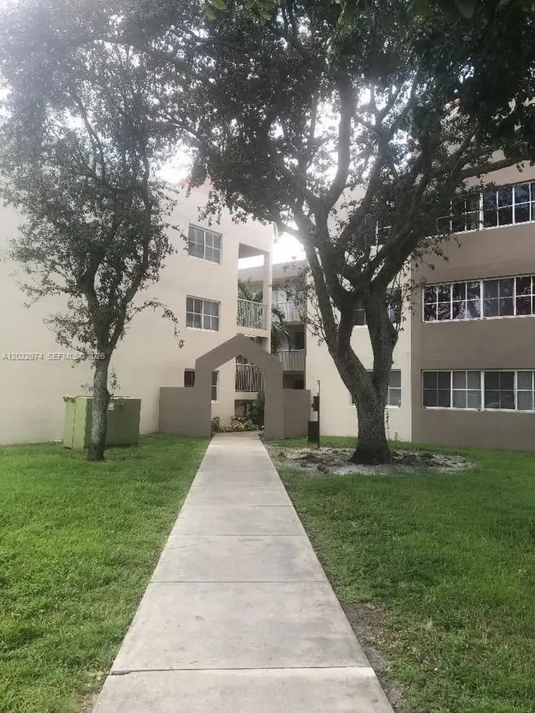 6155 NW 186th Street Hialeah FL 33015