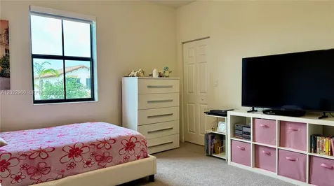 157 NE 25th Avenue Homestead FL 33033