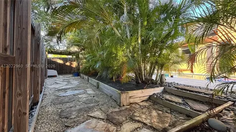 157 NE 25th Avenue Homestead FL 33033