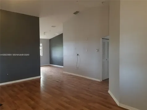 22921 SW 88th Place Cutler Bay FL 33190