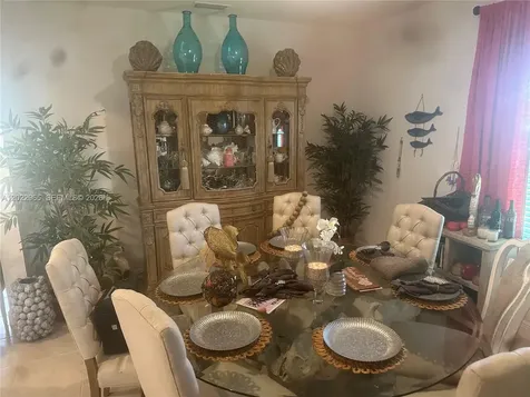 225 SW 31st Place Cape Coral FL 33991
