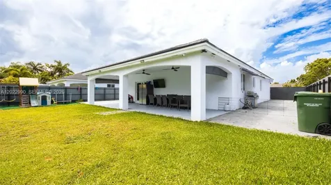 144 NW 16th Street Homestead FL 33030