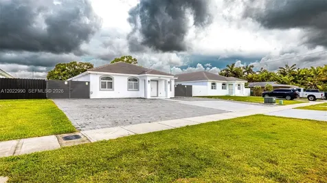 144 NW 16th Street Homestead FL 33030