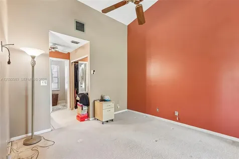 8927 W Sunrise Boulevard Plantation FL 33322