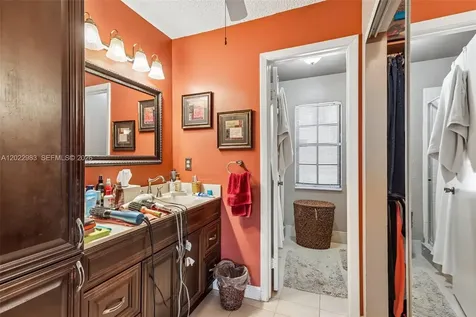 8927 W Sunrise Boulevard Plantation FL 33322