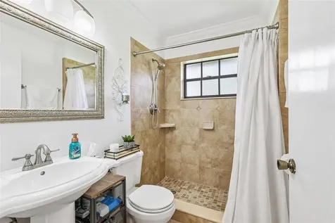 8927 W Sunrise Boulevard Plantation FL 33322