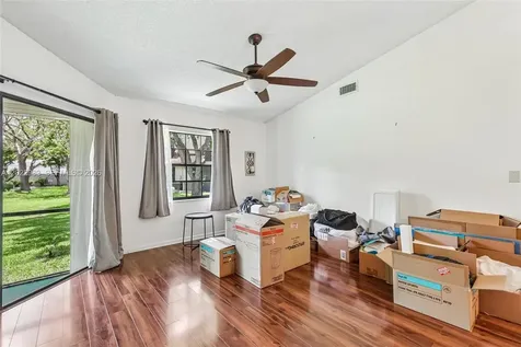 8927 W Sunrise Boulevard Plantation FL 33322