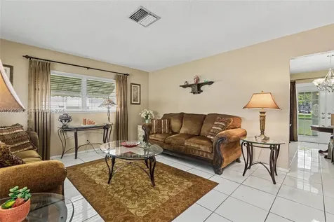 8309 NW 59th Place Tamarac FL 33321