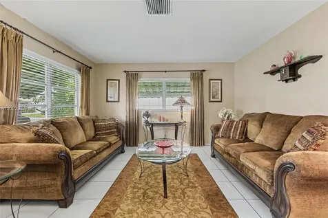 8309 NW 59th Place Tamarac FL 33321