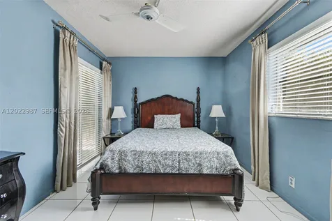 8309 NW 59th Place Tamarac FL 33321
