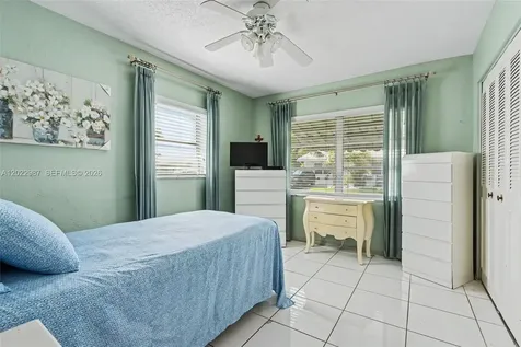 8309 NW 59th Place Tamarac FL 33321