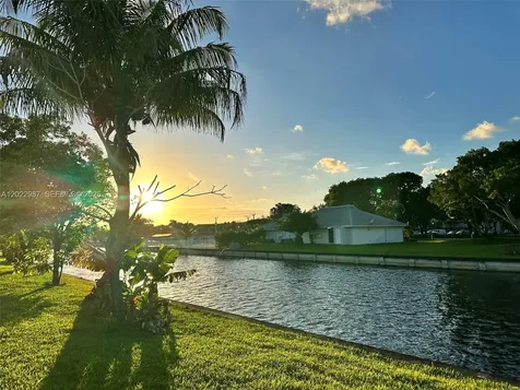 8309 NW 59th Place Tamarac FL 33321
