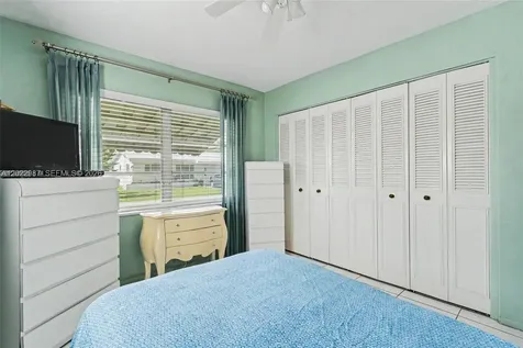 8309 NW 59th Place Tamarac FL 33321