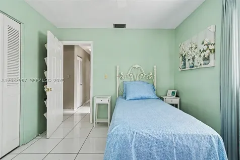 8309 NW 59th Place Tamarac FL 33321