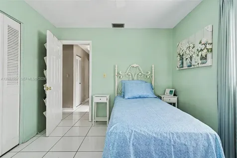 8309 NW 59th Place Tamarac FL 33321