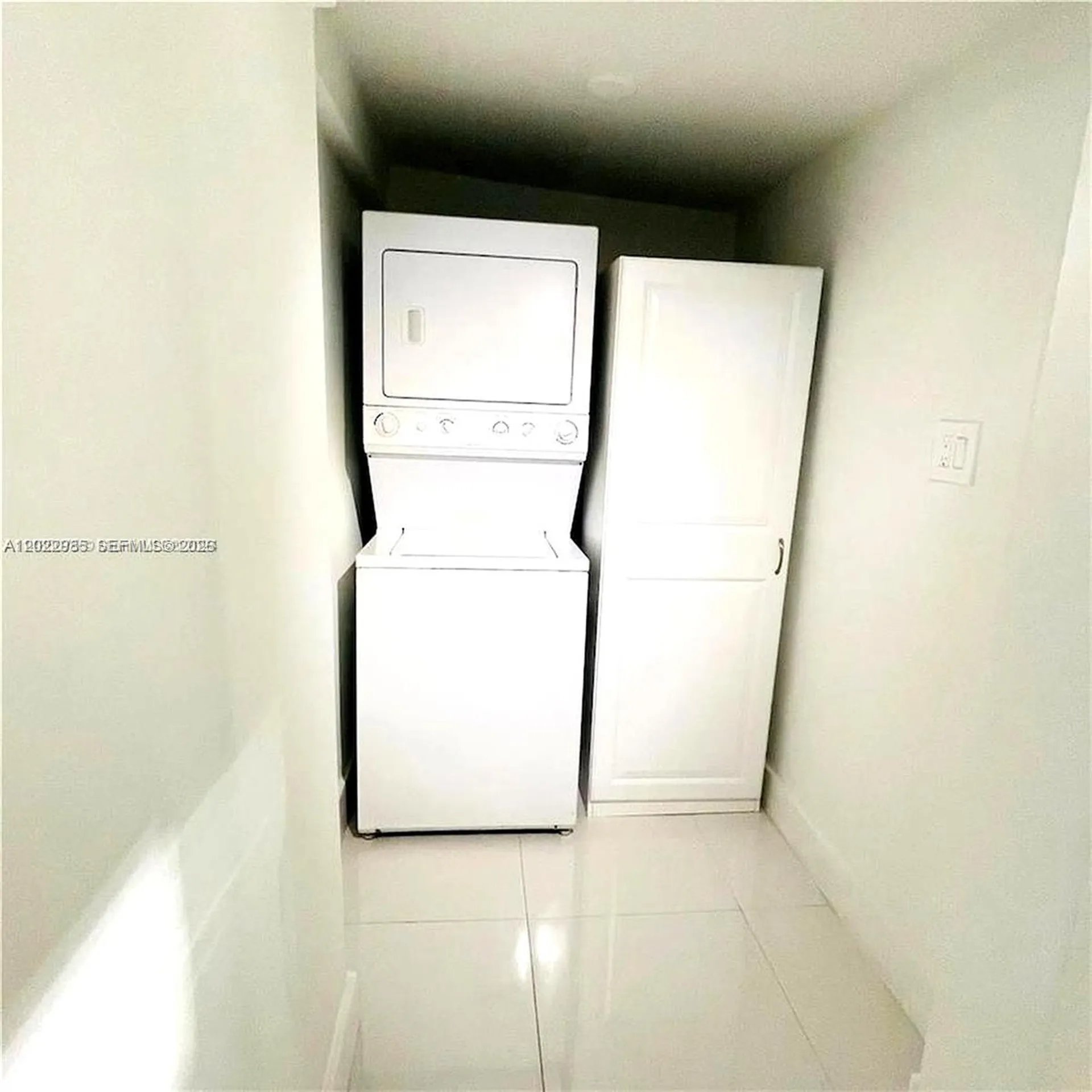 1310 N 70th Way Hollywood FL 33024