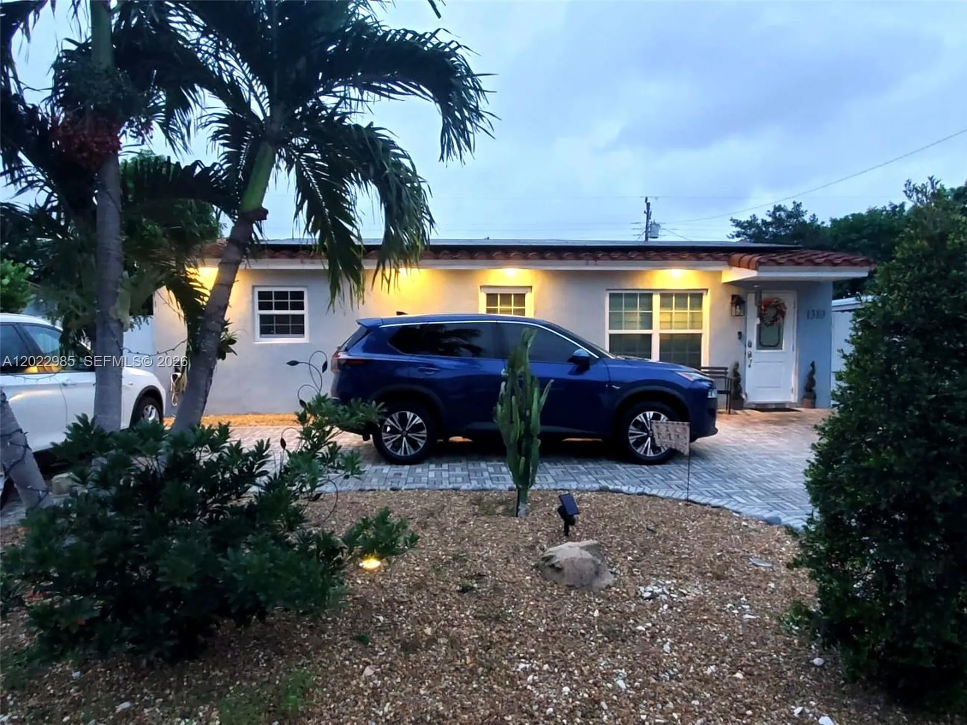 1310 N 70th Way Hollywood FL 33024