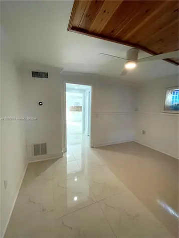 1310 N 70th Way Hollywood FL 33024