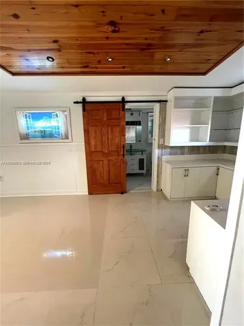 1310 N 70th Way Hollywood FL 33024