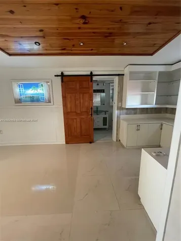 1310 N 70th Way Hollywood FL 33024