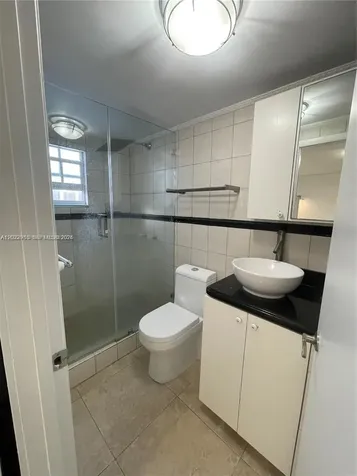 1310 N 70th Way Hollywood FL 33024