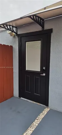 1310 N 70th Way Hollywood FL 33024