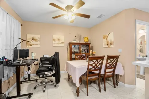 881 NW 208th Drive Pembroke Pines FL 33029