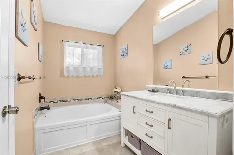 881 NW 208th Drive Pembroke Pines FL 33029