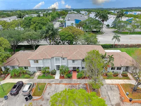 881 NW 208th Drive Pembroke Pines FL 33029