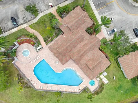 881 NW 208th Drive Pembroke Pines FL 33029
