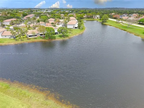 881 NW 208th Drive Pembroke Pines FL 33029