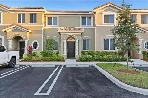 2474 SE 10th Court Homestead FL 33035