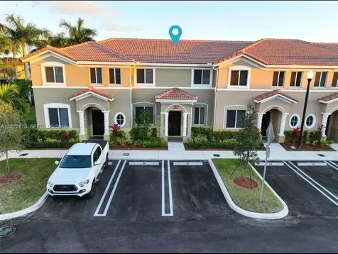 2474 SE 10th Court Homestead FL 33035