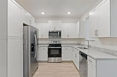 2474 SE 10th Court Homestead FL 33035