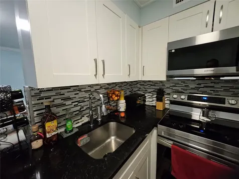 212 Lake Pointe Drive Oakland Park FL 33309
