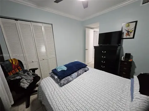 212 Lake Pointe Drive Oakland Park FL 33309