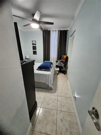 212 Lake Pointe Drive Oakland Park FL 33309
