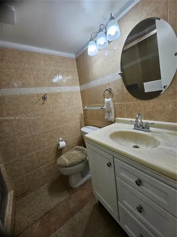 212 Lake Pointe Drive Oakland Park FL 33309