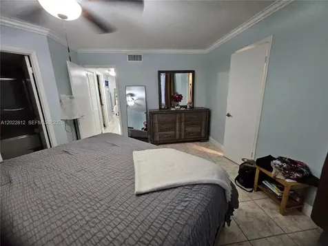 212 Lake Pointe Drive Oakland Park FL 33309