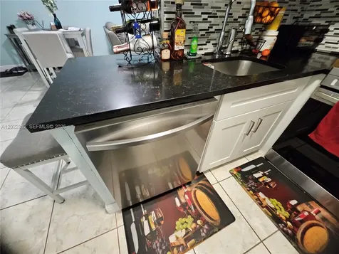 212 Lake Pointe Drive Oakland Park FL 33309