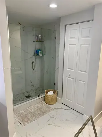 17125 N Bay Road Sunny Isles Beach FL 33160