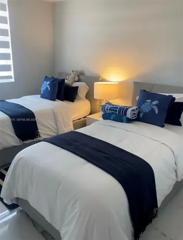 17125 N Bay Road Sunny Isles Beach FL 33160