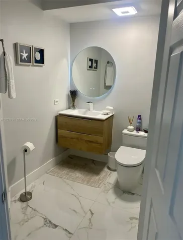 17125 N Bay Road Sunny Isles Beach FL 33160