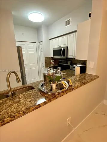17125 N Bay Road Sunny Isles Beach FL 33160