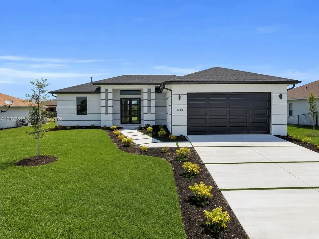 1413 NE 4th Place Cape Coral FL 33909
